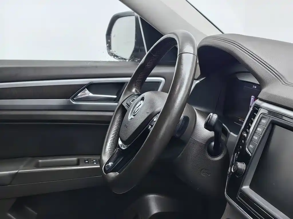 Volkswagen Teramont — миниатюра 22