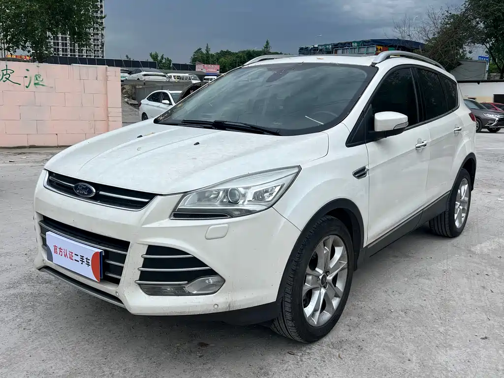 Ford Kuga 2015