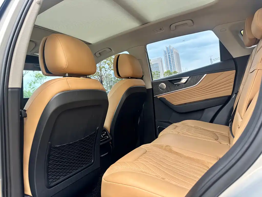 Hongqi Hongqi HS5 — миниатюра 6