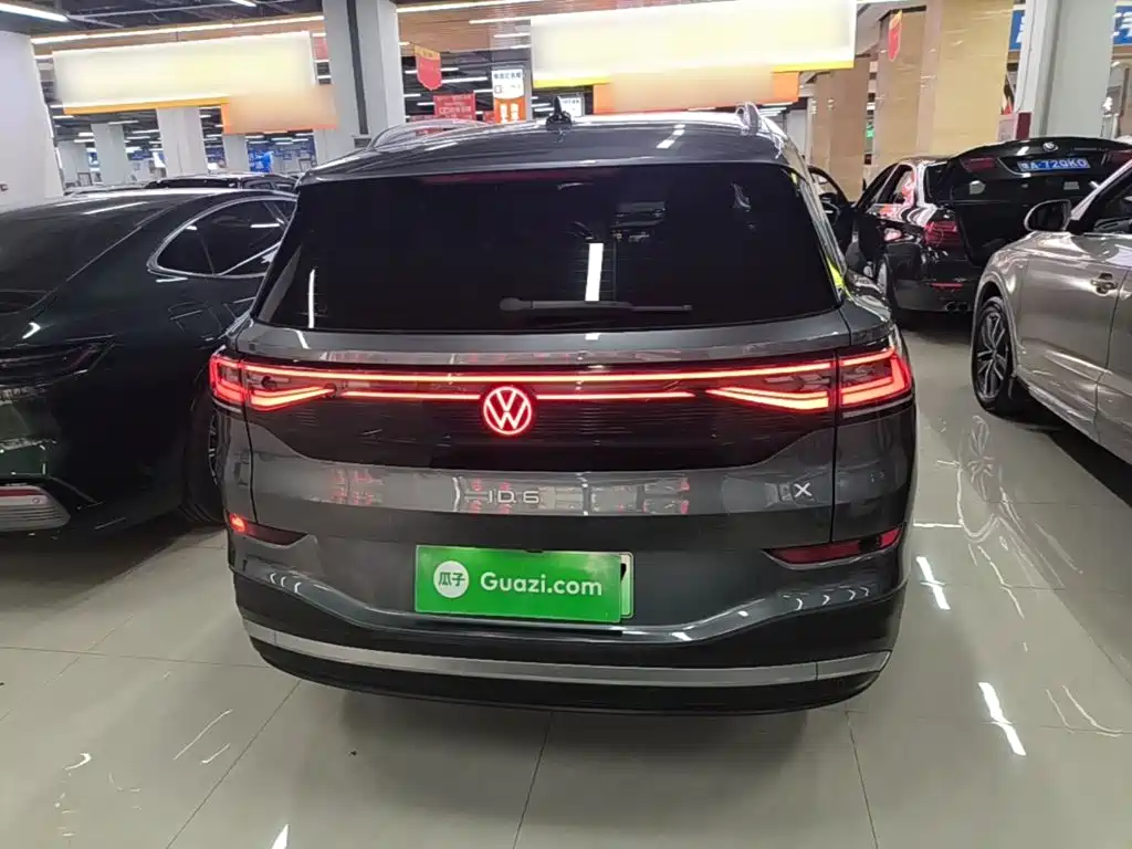 Volkswagen ID.6 X — миниатюра 6