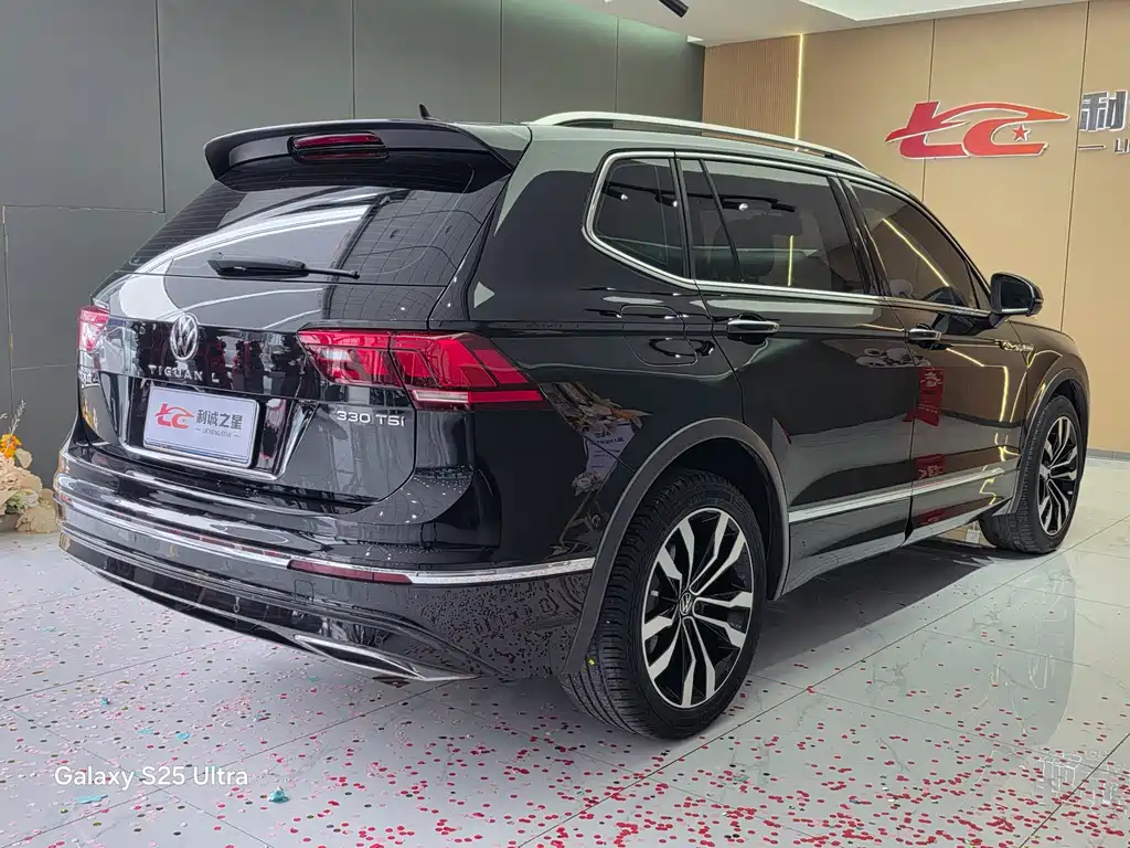 Volkswagen Tiguan L — миниатюра 7