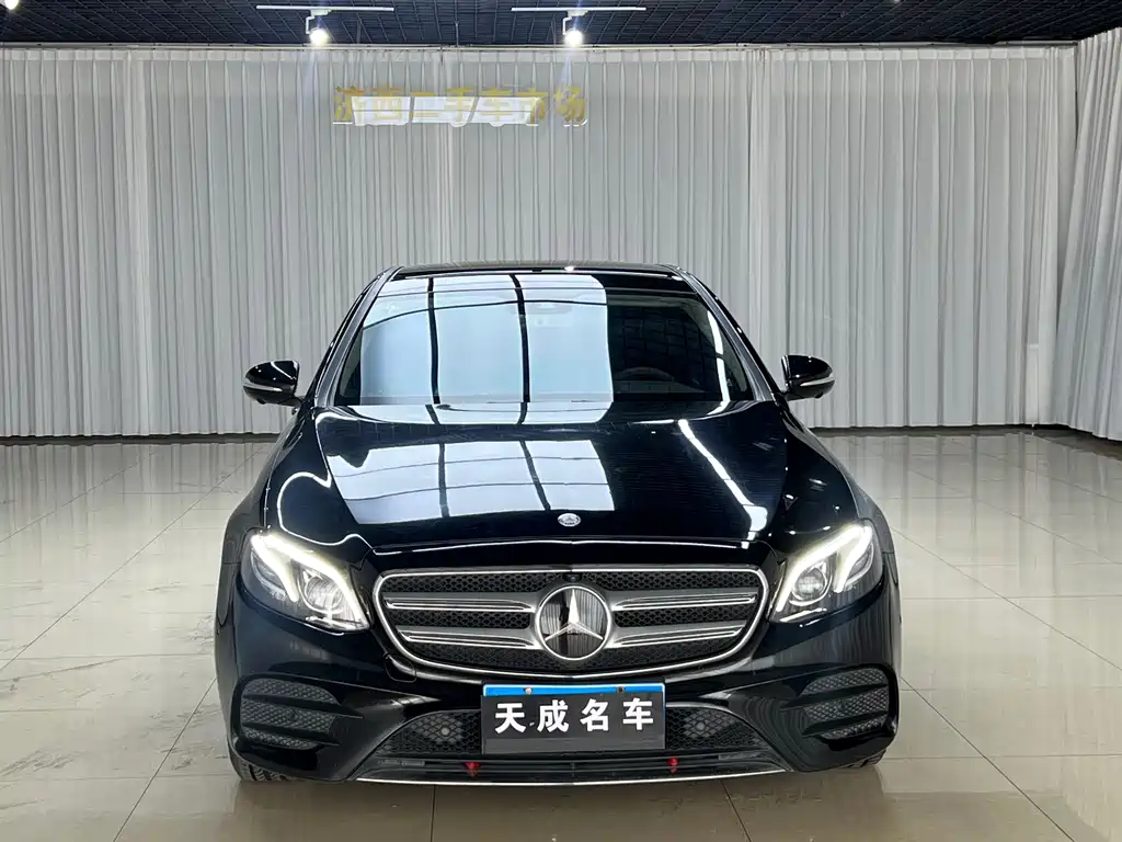Mercedes-Benz E-Class — миниатюра 2