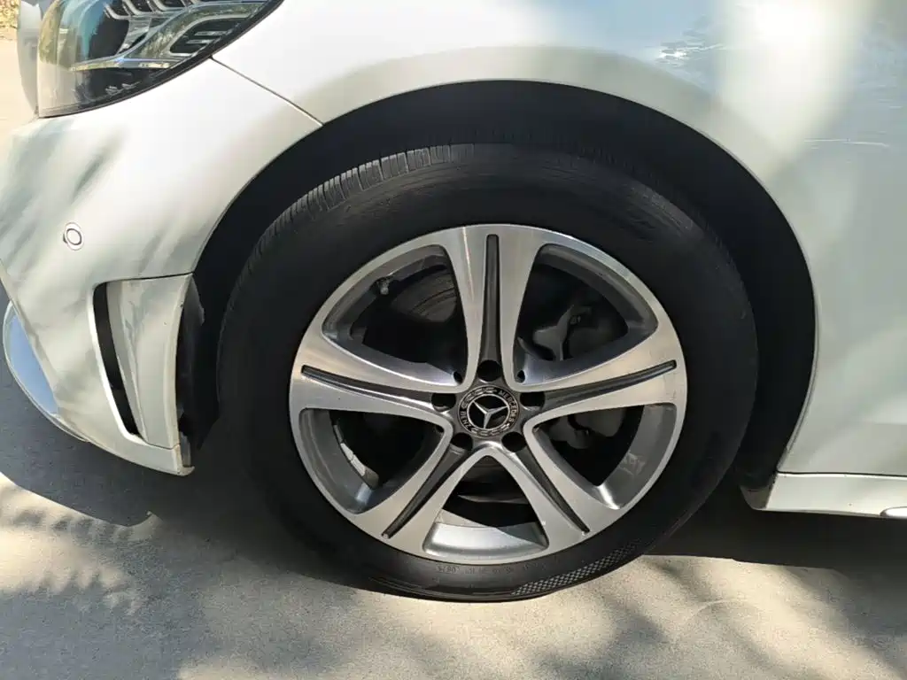 Mercedes-Benz C-Class — миниатюра 23