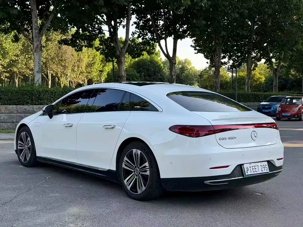 Mercedes-Benz EQS — миниатюра 7