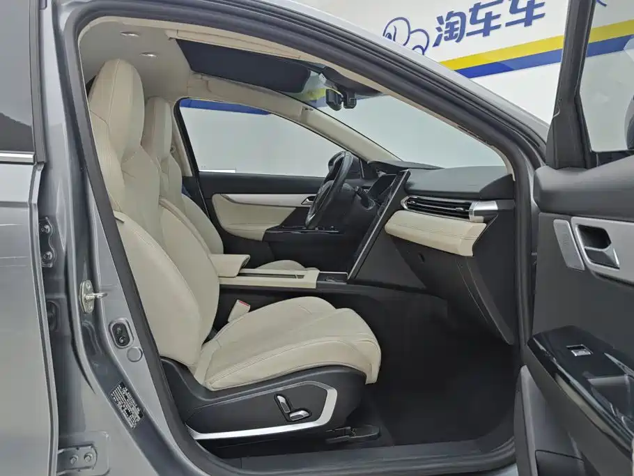 XPeng G3 — миниатюра 8