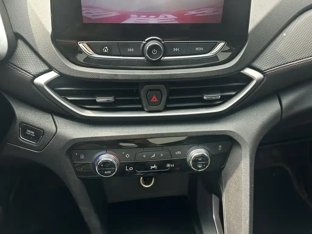 Chevrolet Volando — миниатюра 8