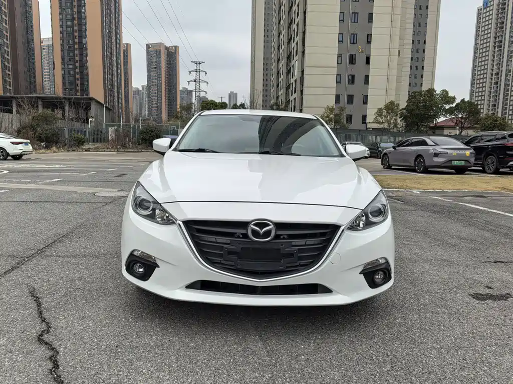 MAZDA 3 ANGKESAILA