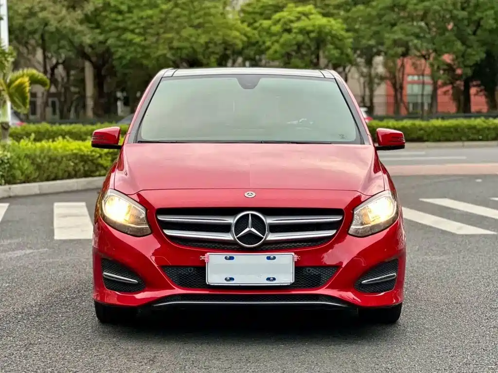 Mercedes-Benz B-Class — миниатюра 2