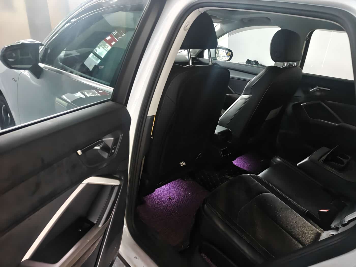 Audi Q3 1.4 л 2021 г. Белый, пробег 40100 км
