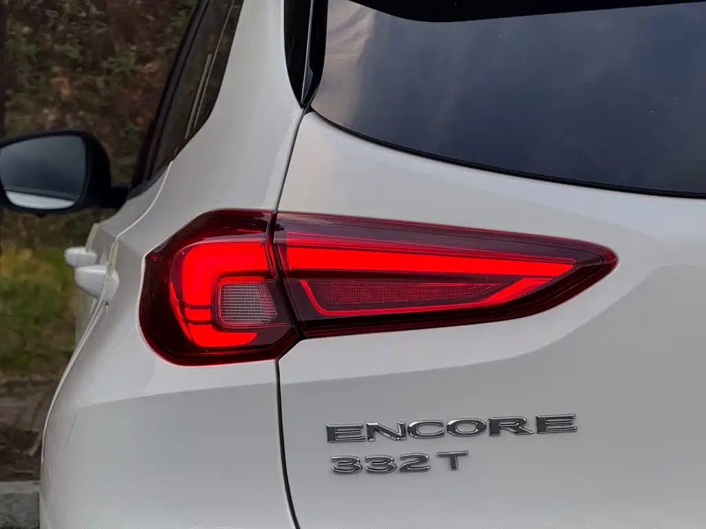 Buick Encore — миниатюра 10