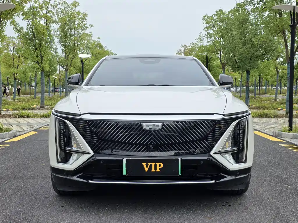 Cadillac Lyriq — миниатюра 2