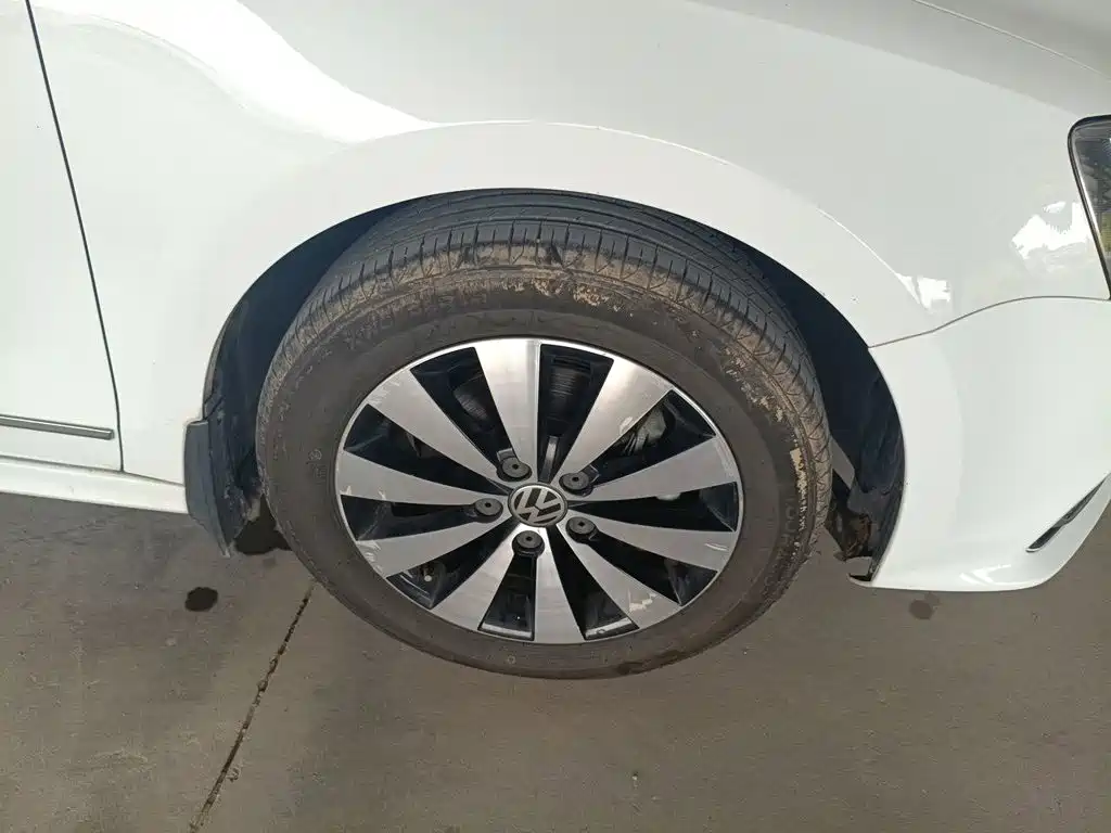 Volkswagen Sagitar — миниатюра 22