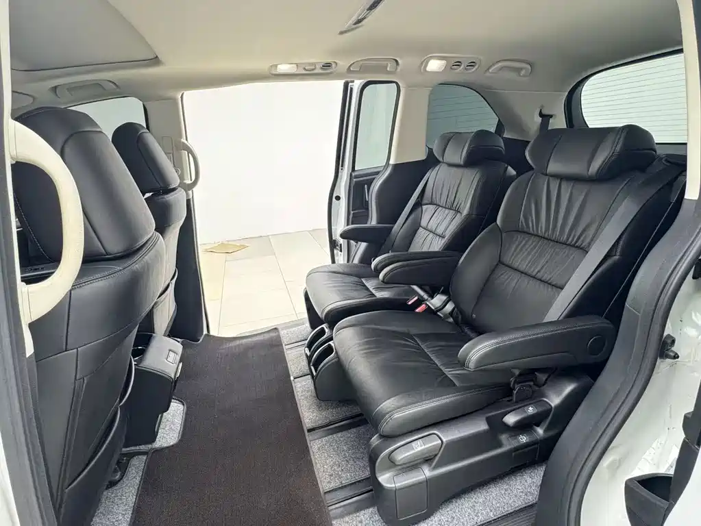 Honda Odyssey — миниатюра 12