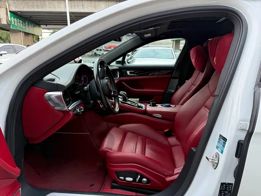 Porsche Panamera — миниатюра 9