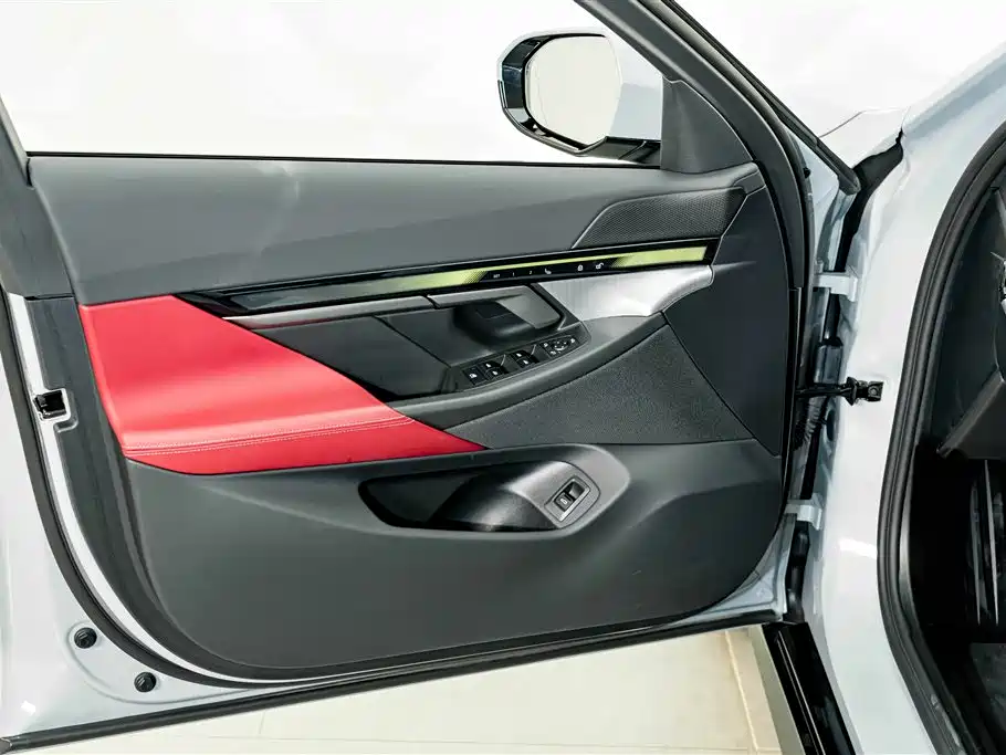 BMW 5 Series (Import) — миниатюра 17