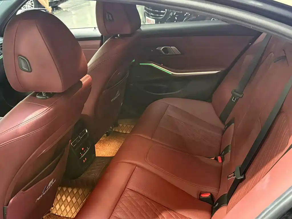 BMW 3 Series — миниатюра 5