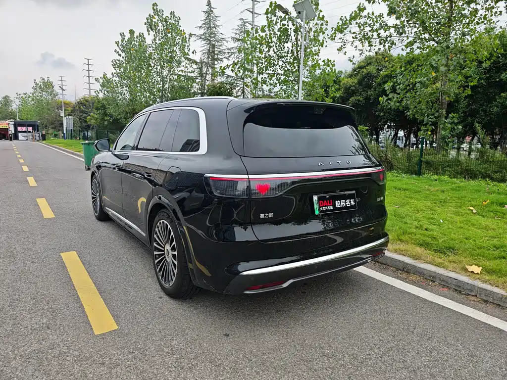 AITO AITO M8 — миниатюра 5