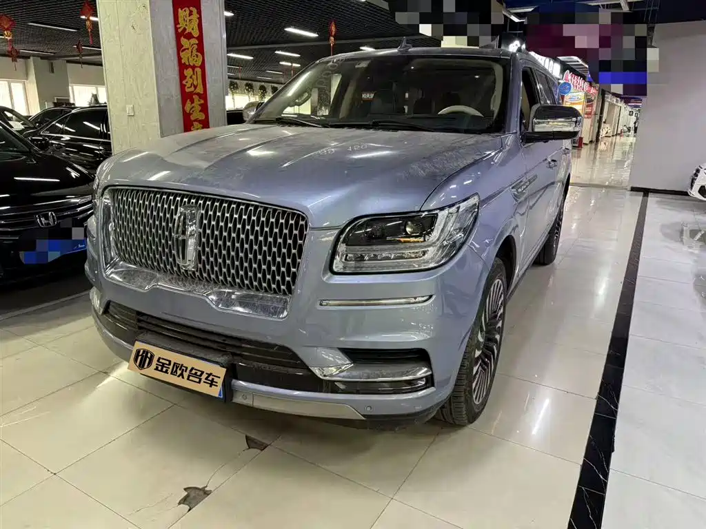 Lincoln Navigator 2021