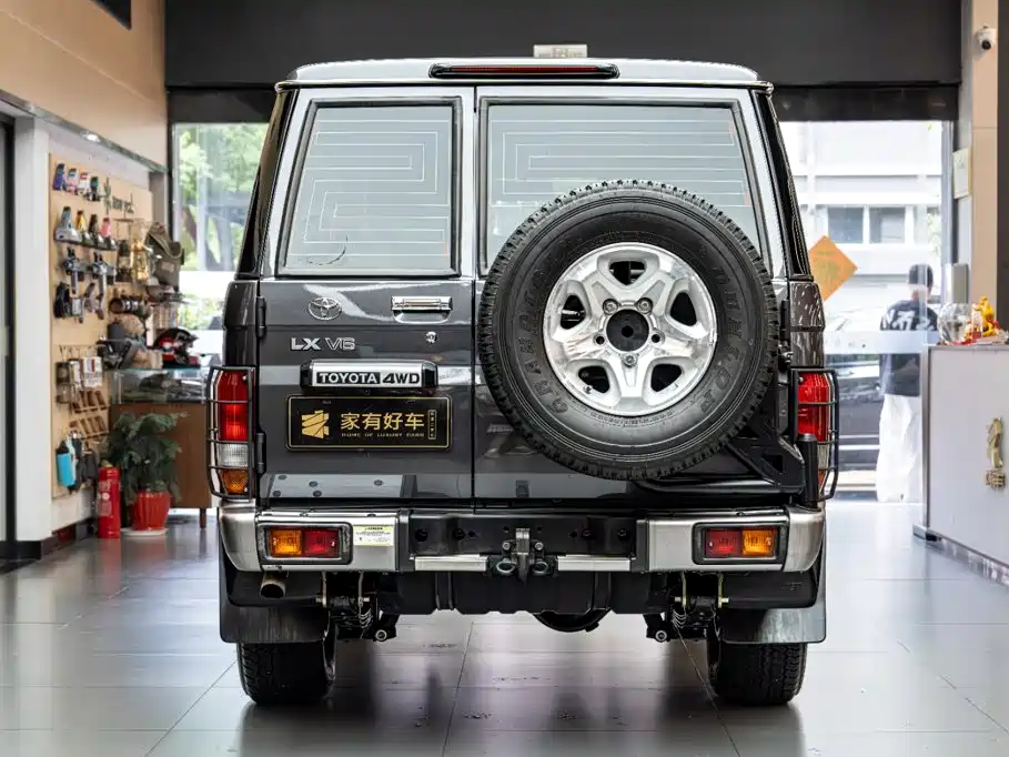 Toyota Land Cruiser — миниатюра 5