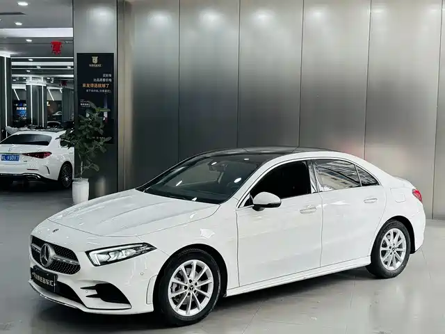 MERCEDES-BENZ A CLASS