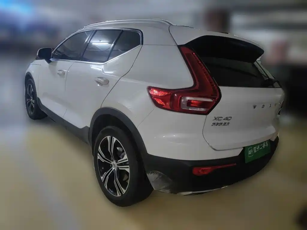 Volvo XC40 — миниатюра 25