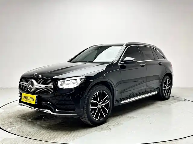 MERCEDES-BENZ GLC