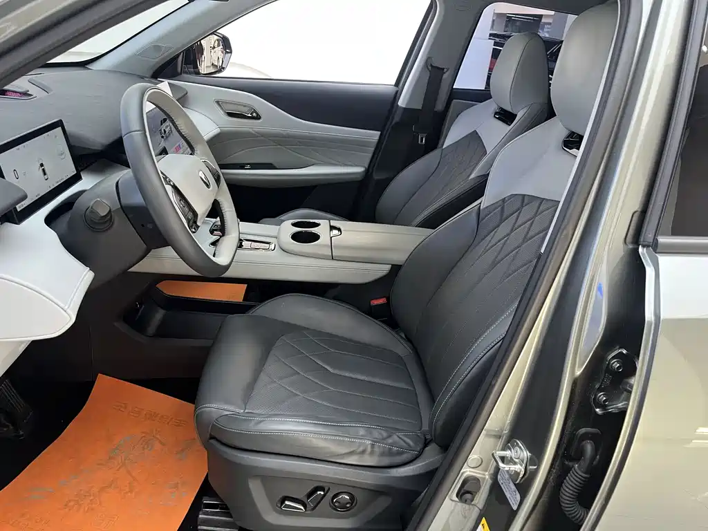 CHANGAN UNI Z NEW ENERGY