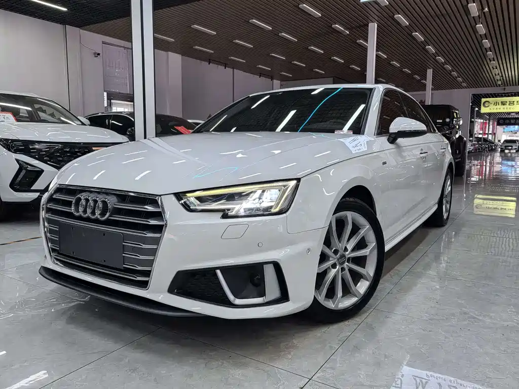Audi A4L 2019 40 TFSI Fashion VI