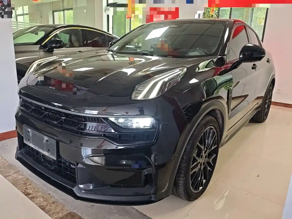 Lynk & Co 05