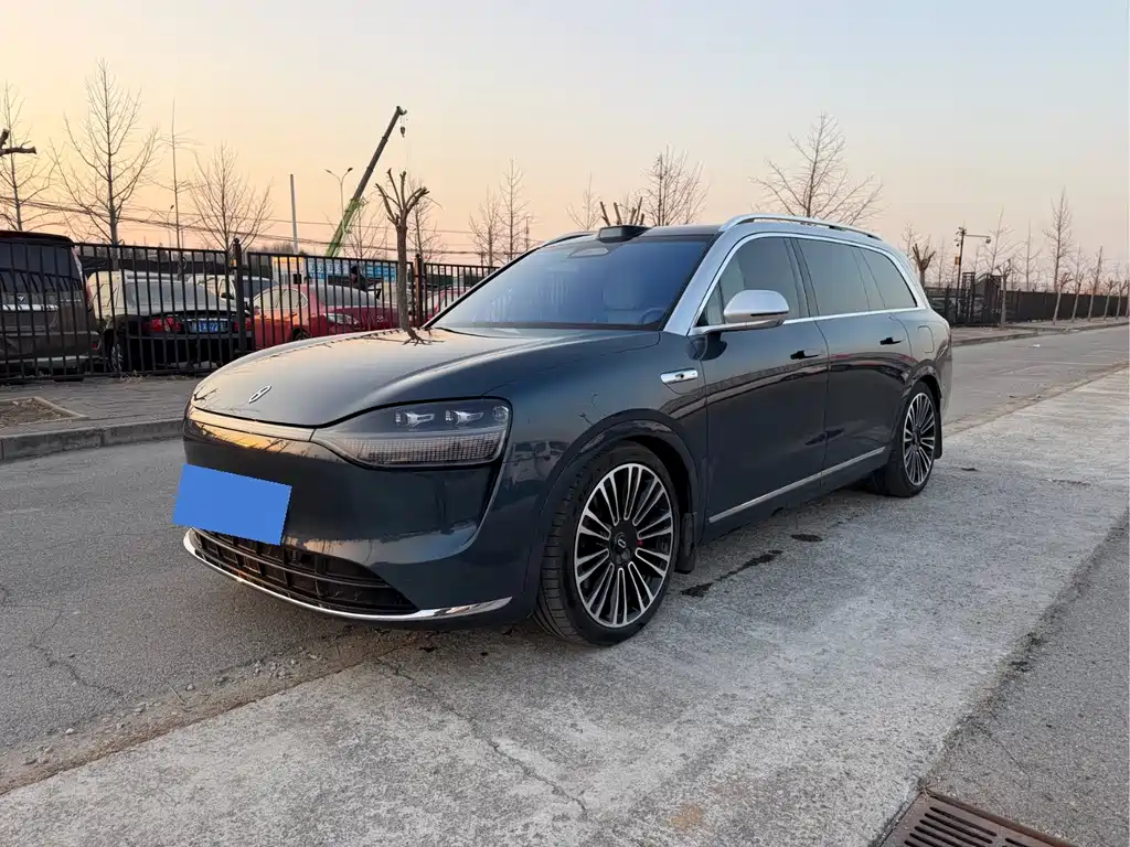 AITO ASK THE WORLD M9