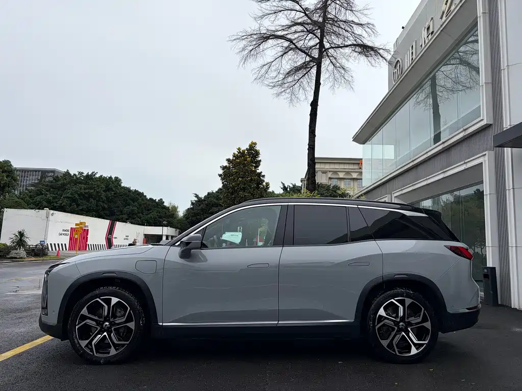 NIO ES8 — миниатюра 4