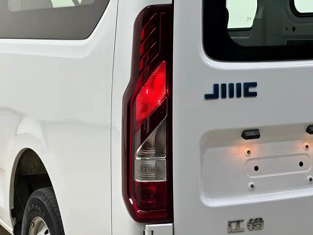 JMC E-Fushun — миниатюра 9