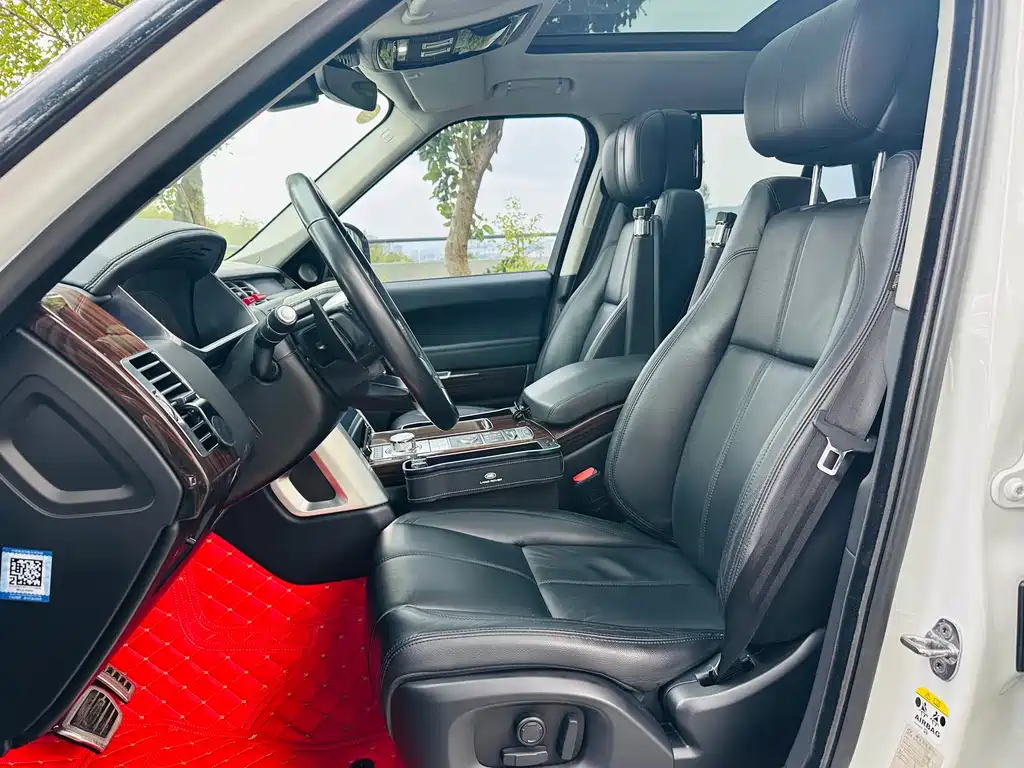 Land Rover Range Rover — миниатюра 9