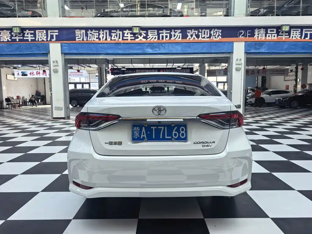 Toyota Corolla — миниатюра 5