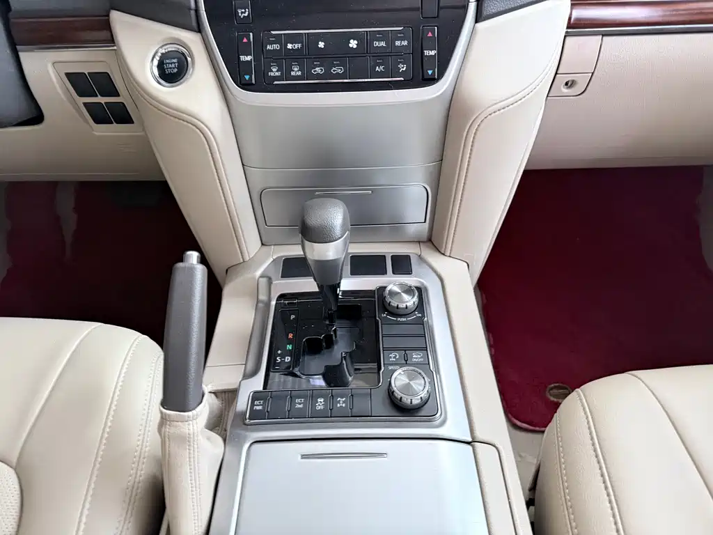 Toyota Land Cruiser — миниатюра 16