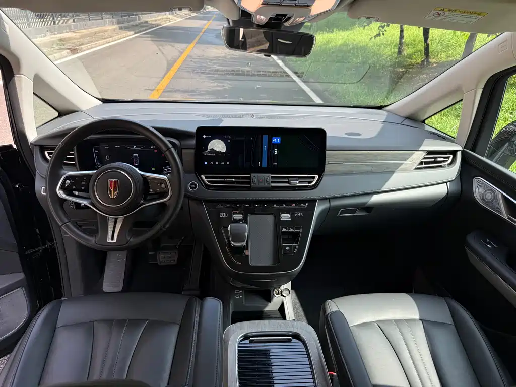 Hongqi Hongqi HQ9 PHEV — миниатюра 5