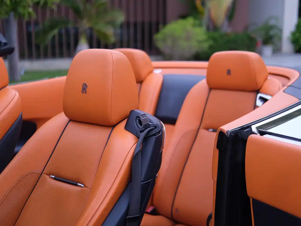 Rolls-Royce Dawn — миниатюра 26