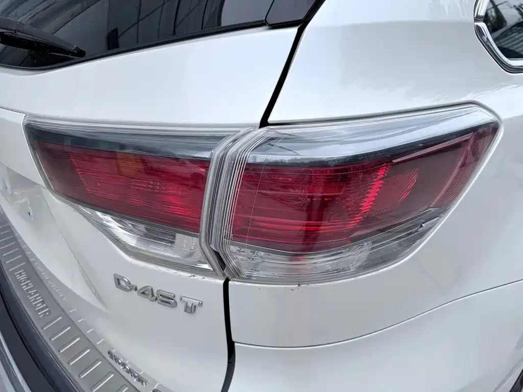 Toyota Highlander — миниатюра 20