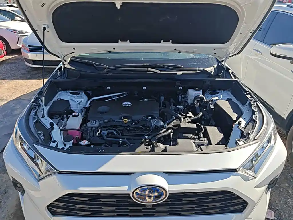 Toyota RAV4 — миниатюра 20