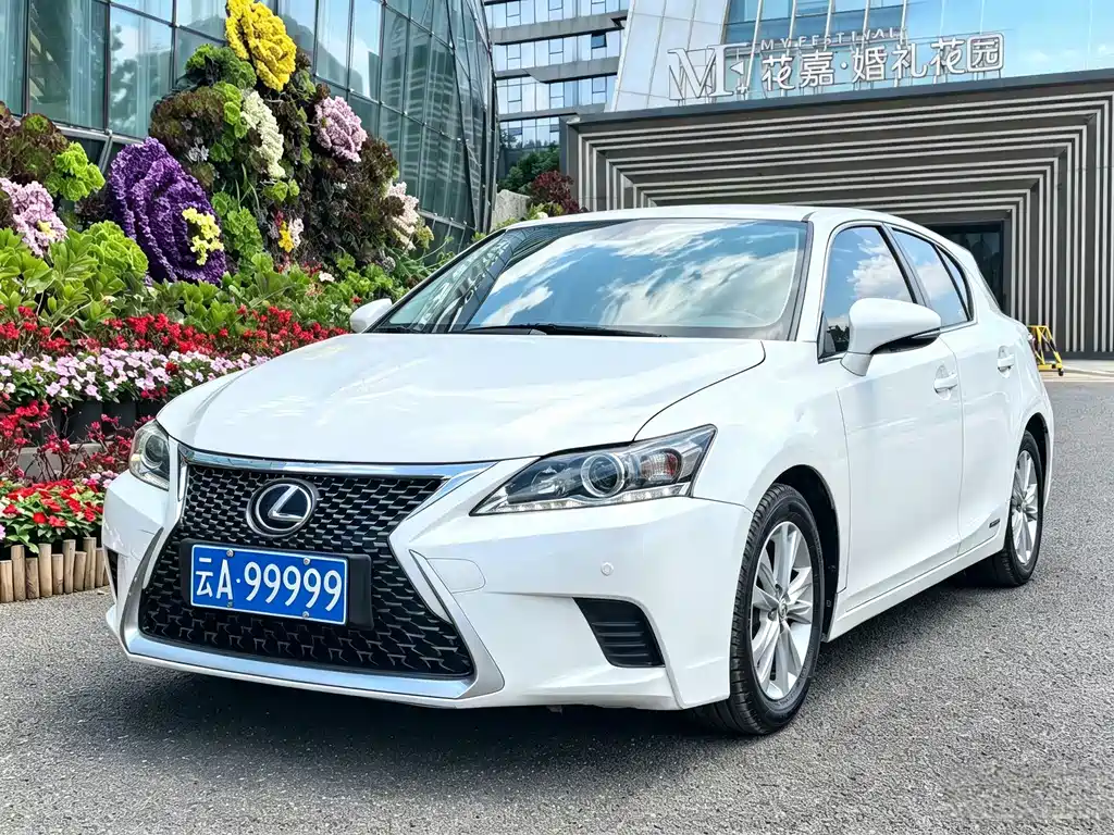 Lexus CT