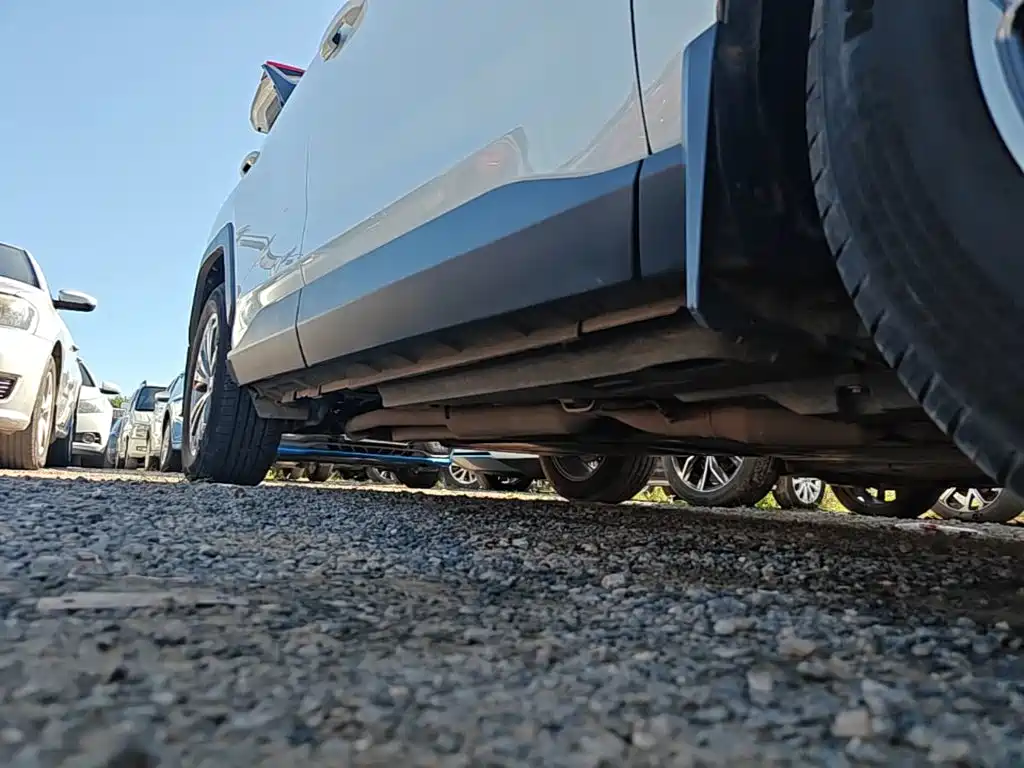 Toyota RAV4 — миниатюра 21