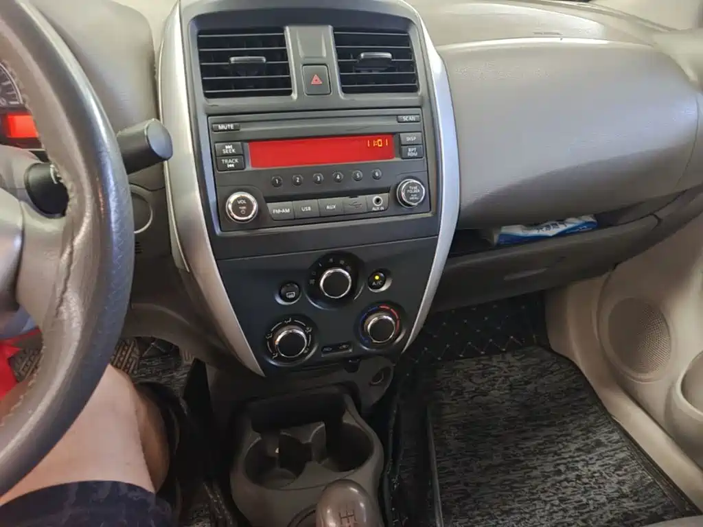 Nissan Sunny — миниатюра 13