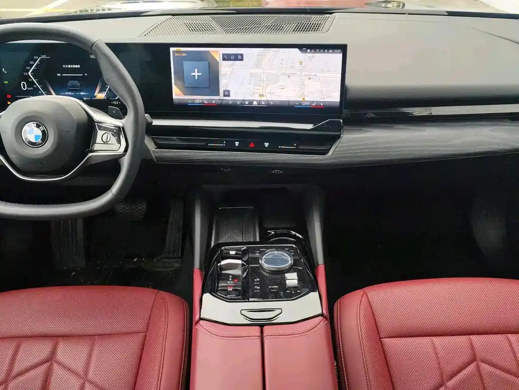 BMW 5 Series — миниатюра 7