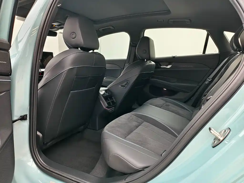 Volkswagen Passat — миниатюра 8