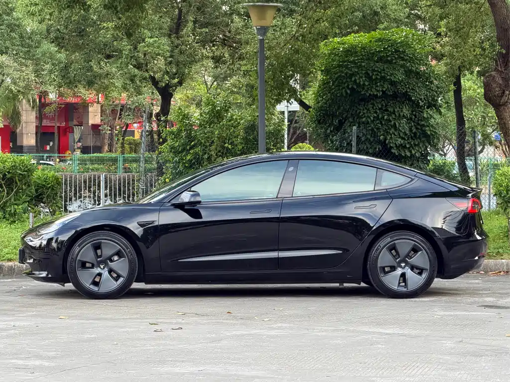 Tesla Model 3 — фотографии объявления, Фото 5
