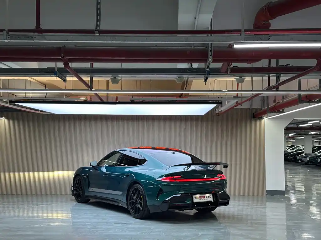 XIAOMI CAR XIAOMI SU7 ULTRA