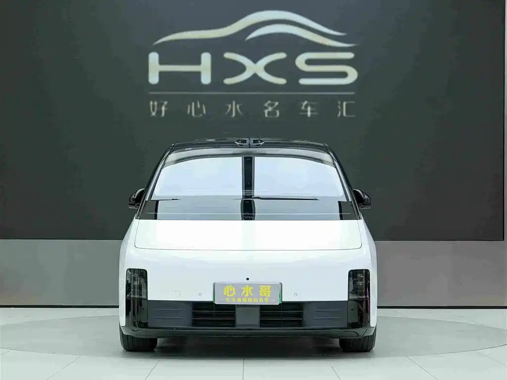 Li Auto Li MEGA — миниатюра 2