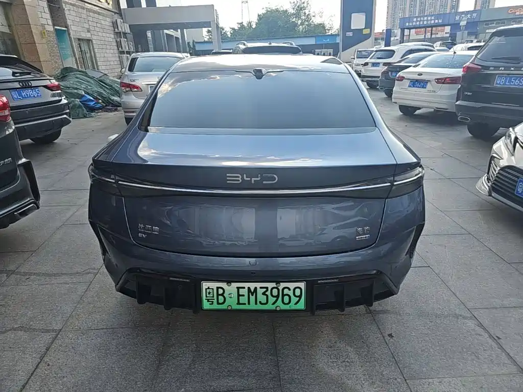 BYD Seal — миниатюра 6