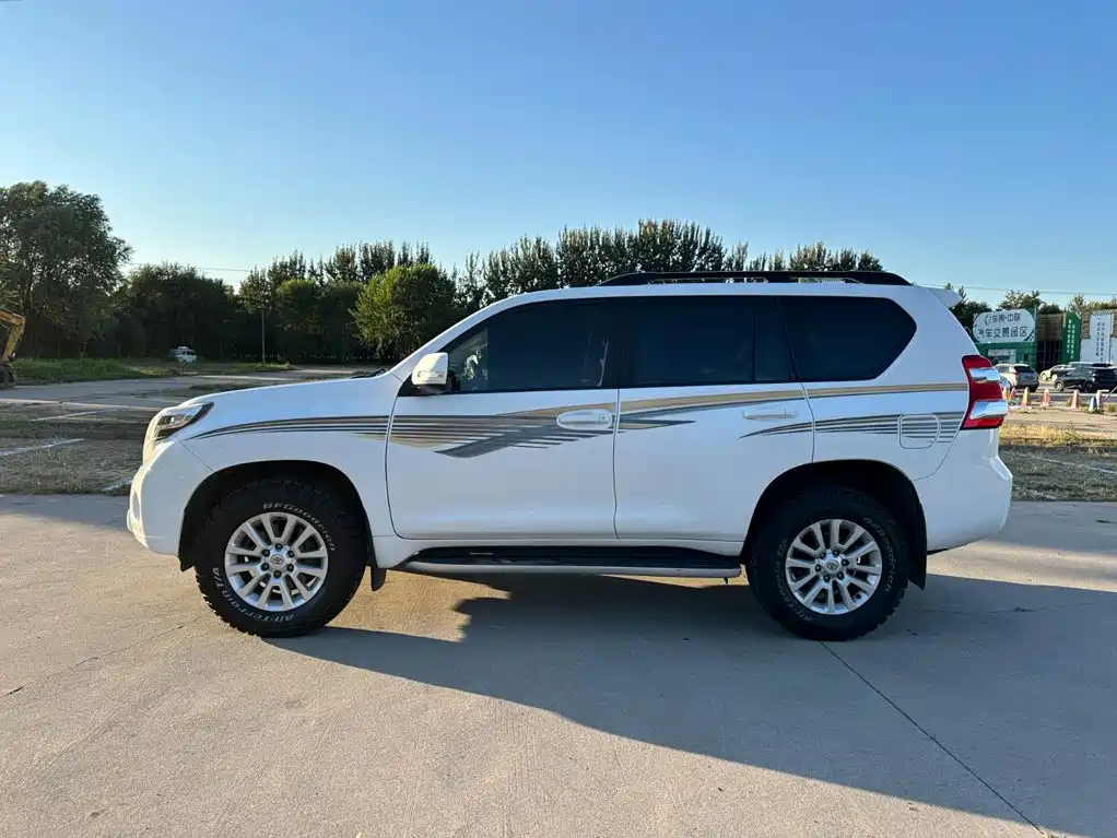 Toyota Prado — миниатюра 7