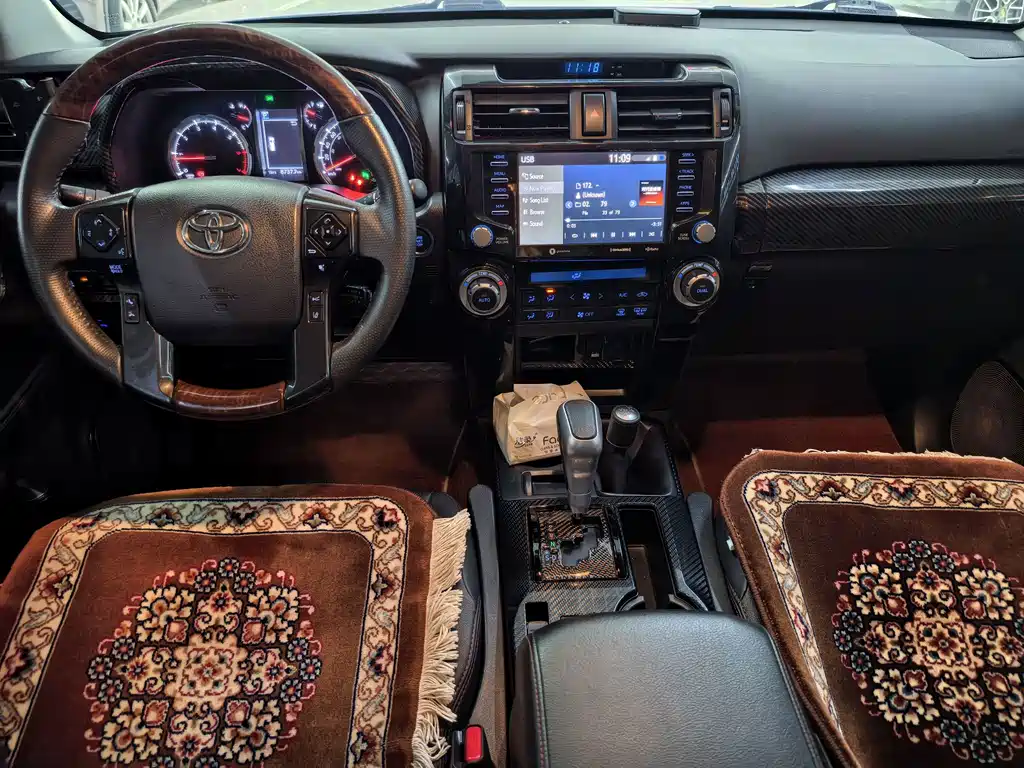 Toyota 4Runner — миниатюра 12